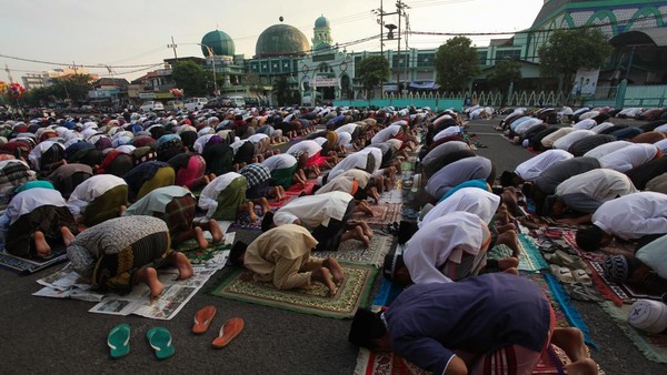 Ilustrasi warga Muhammadiyah Pandeglang melaksanakan salad id tahun 2025. Foto : Ist