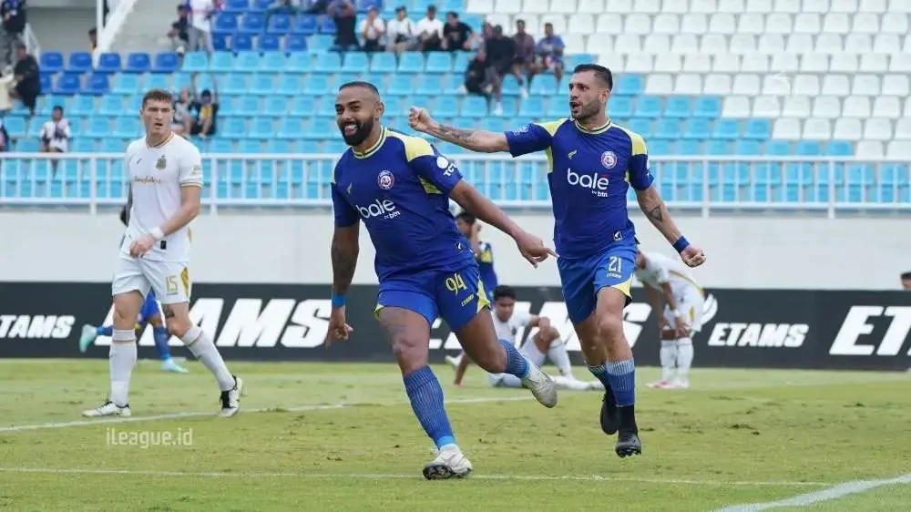 Laga Persita vs Arema berkesudahan 0-1 untuk Arema. Foto : Ist