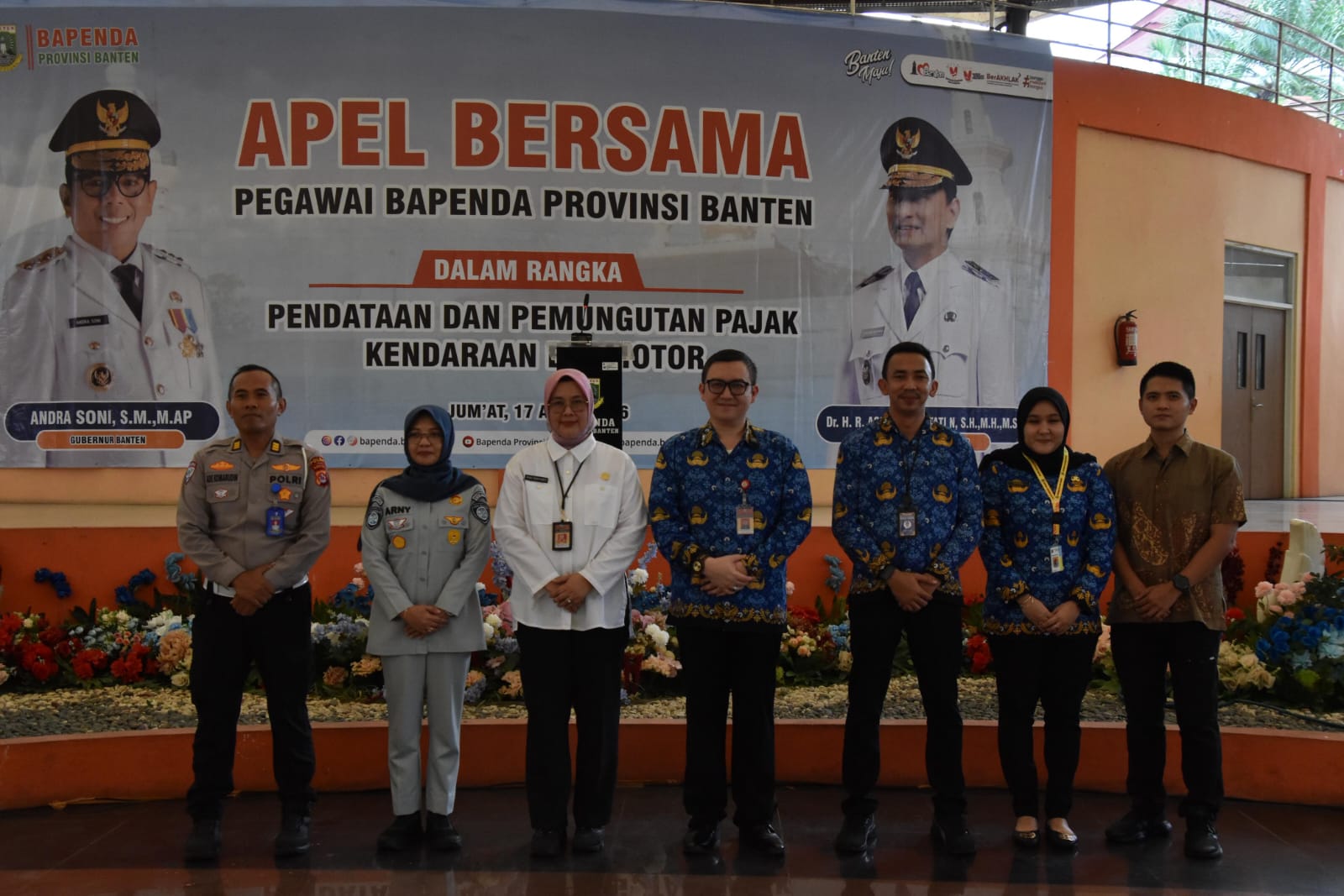 Apel bersama Bapenda dalam dalam pajak kendaraan. Foto : Adpim Prov