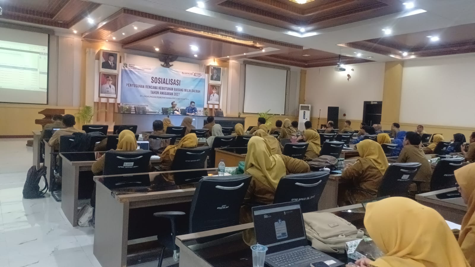 Suasana sosialisasi Penyusunan Rencana Kebutuhan Barang Milik Daerah di Aula Lantai 3 BPKAD Provinsi Banten, Senin (27/4/2026).(Istimewa)