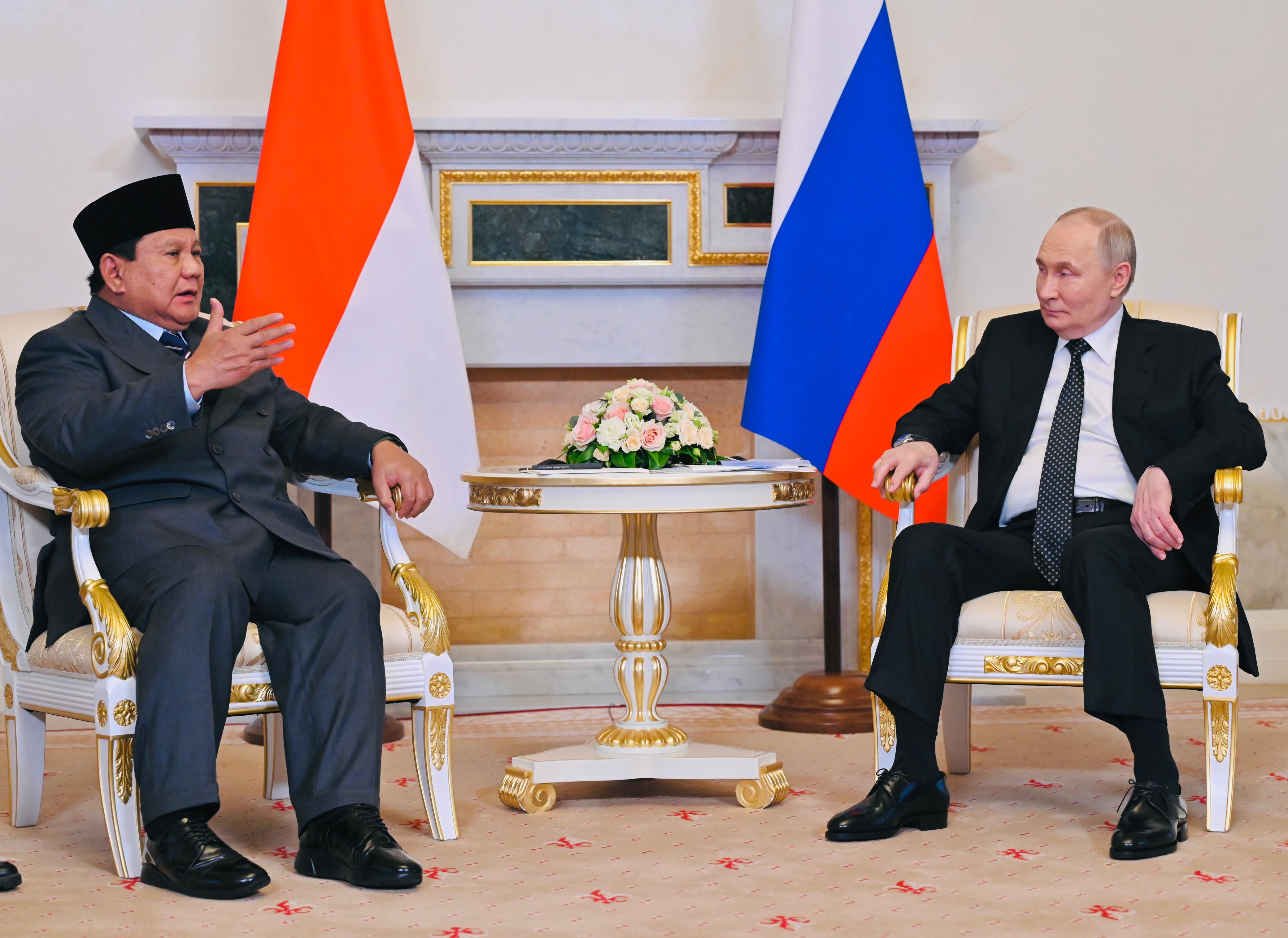 Presiden Prabowo saat bertemu  Presiden Rusia, Vladimir Putin, di Istana Kremlin, Moskow, Senin (13/4/2026). Foto : Ist