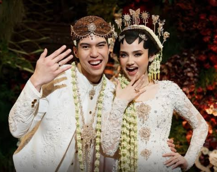 Pasangan selebritis El Rumi dan Syifa Hadju. Foto : Ist