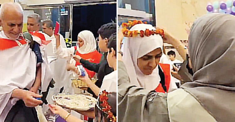 Jamaah Haji Iran terharu mendapatkan kalungan bunga. Foto : Ist