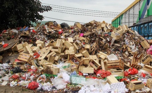 Sampah fi Jramat Jati. Foto : Ist