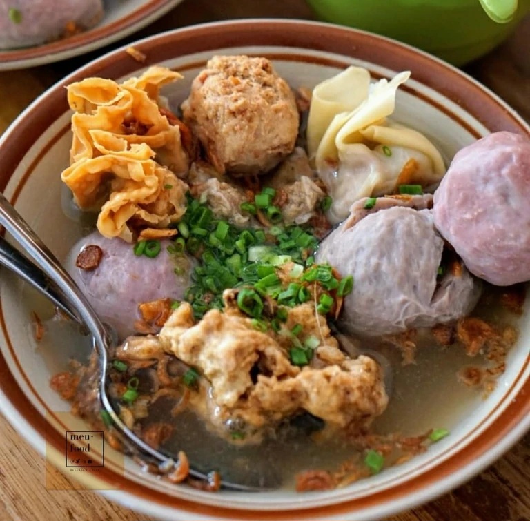 Bakso Malang Barokah Pagedangan. Foto : Emir MG