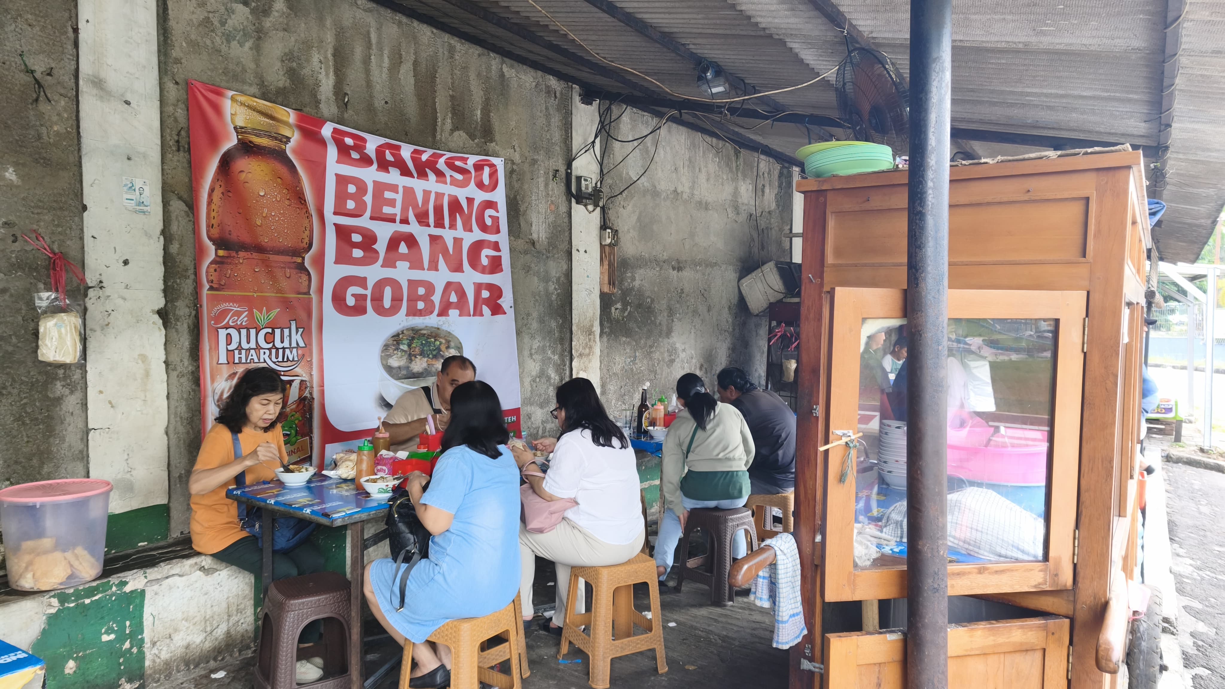 Bakso Bening Bang Gobar di Villa Melati Mas. Foto : Ist