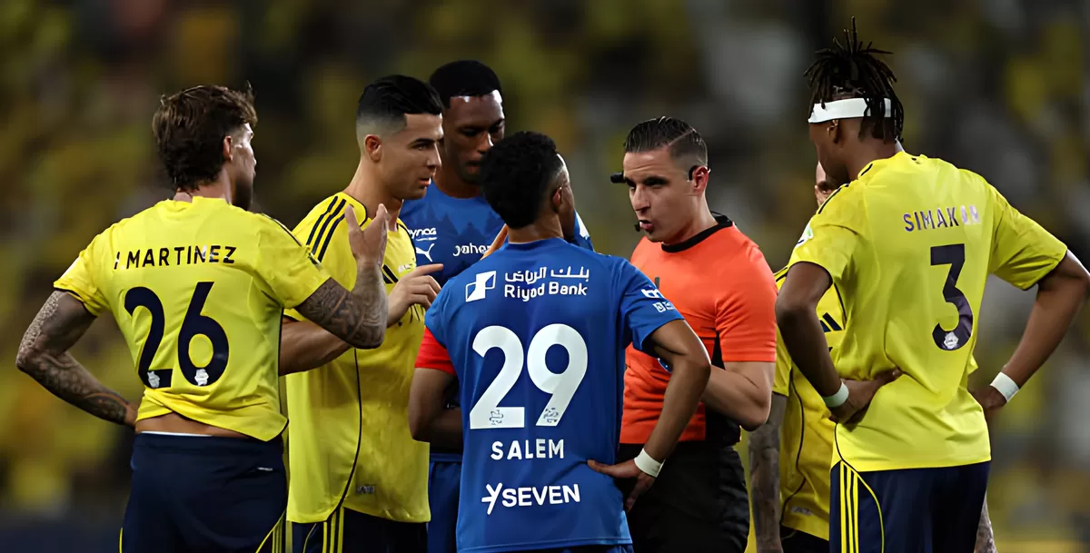 Laga Al Nassr dan Al Hilal berakhir imbang 1-1. Foto : Ist