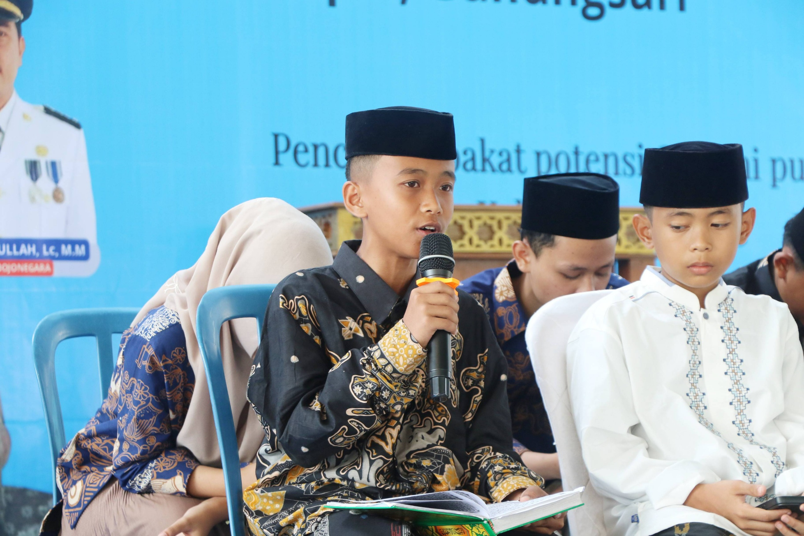 Suasana pembinaan dan penggalian potensi peserta tingkat kecamatan untuk menjadi calon kafilah Kabupaten Serang Zona 5, di Pondok Pesantren Al Markaz, Kecamatan Waringinkurung pada Sabtu (9/5). HUMAS PEMKAB SERANG