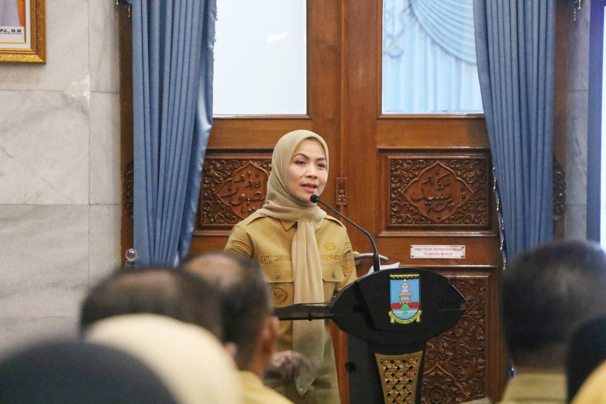 Bupati Serang Ratu Rachmatuzakiyah meluncurkan Sensus Ekonomi 2026 dengan slogan Sinergi Sensus Ekonomi 2026 untuk Serang Bahagia di Pendopo Bupati pada Senin (18/5). HUMAS PEMKAB SERANG