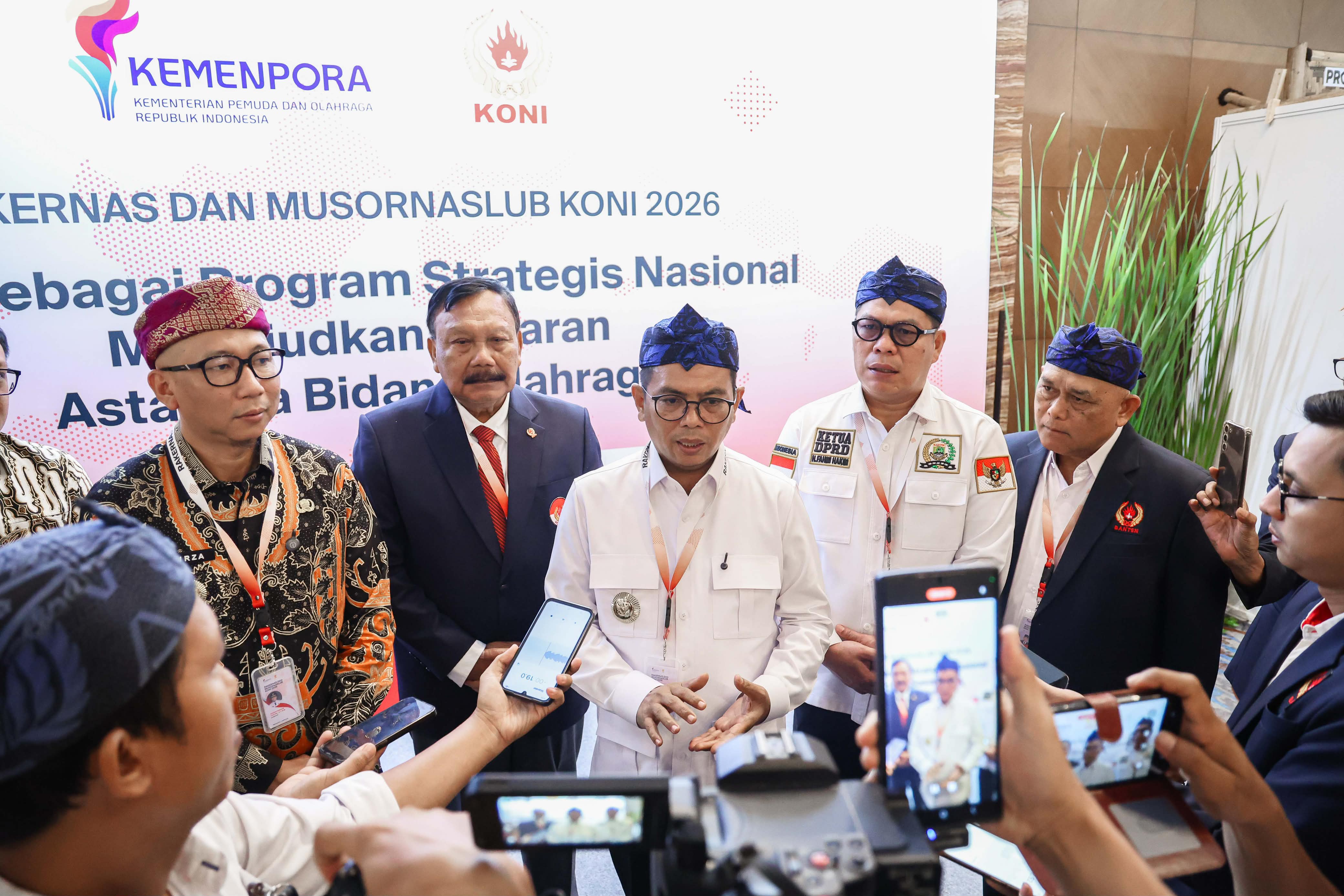 Gubernur Banten Andra Soni usai menghadiri Rapat Kerja Nasional (Rakernas) KONI 2026 di salah satu hotel di Jakarta, Kamis (21/5). BIRO ADPIM PEMPROV BANTEN