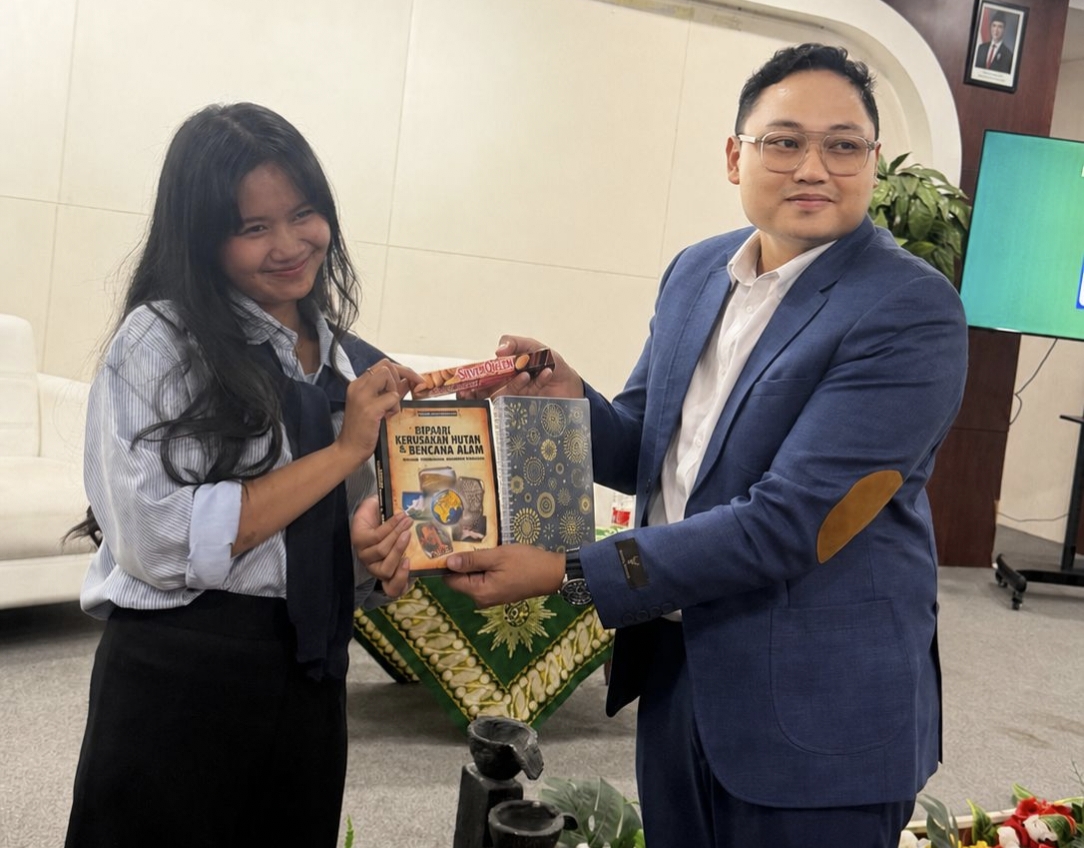 Pelatihan public speaking yang dilakukan Lembaga Wana Aksara di Fakultas Hukum UMJ, Senin (25/05/2026).(dok/UMJ).