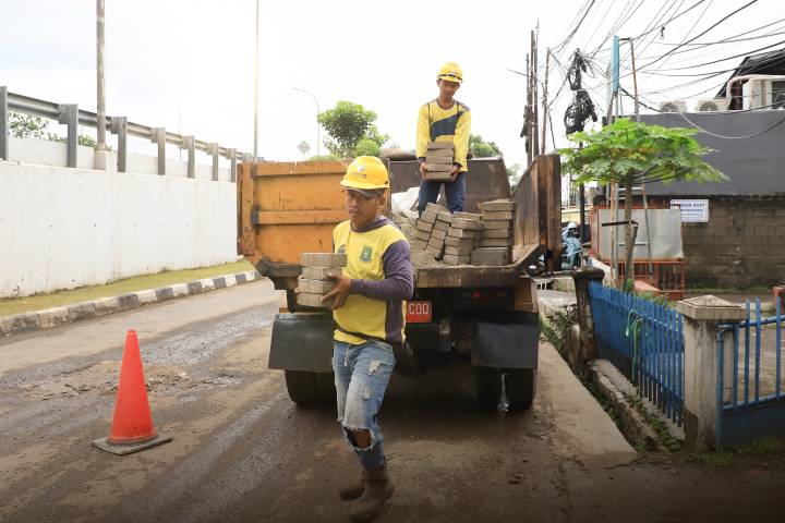 Pemkot Tangerang berhasil memperbaiki 195 segmen jalan berlubang atau setara dengan 9.135,79 meter persegi. (Dok. Pemkot Tangerang)