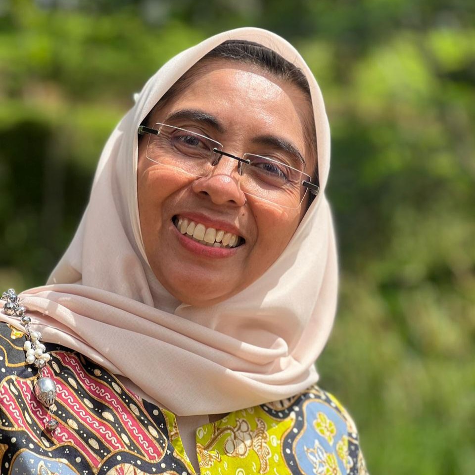 Ratna Susilowati/Wartawan Senior. Foto : : Dok. Pribadi