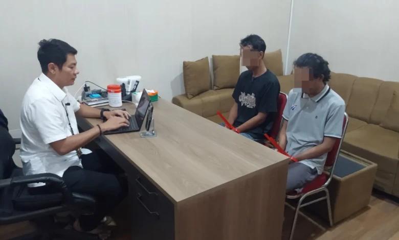 Polsek Pamulang mengamankan tiga terduga pelaku pengeroyokan terhadap seorang petugas keamanan.