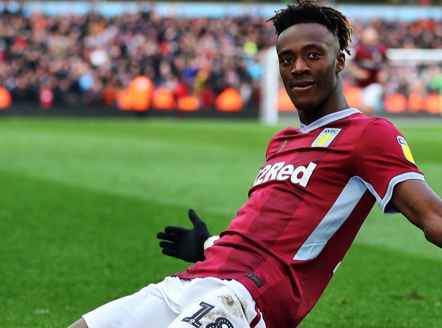 Penyerang Aston Villa Tammy Abraham. Foto : Ist