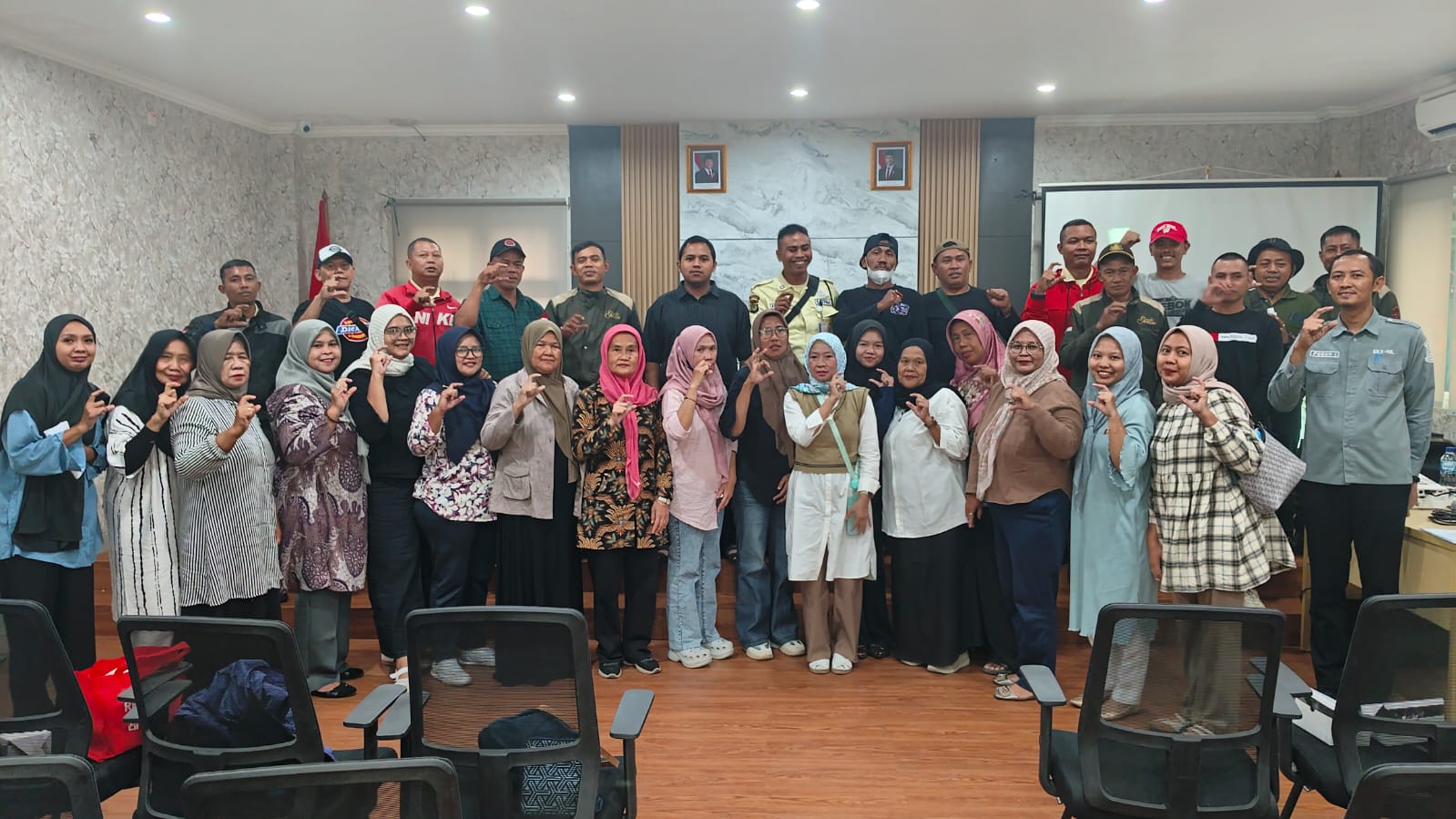 PEMUTAKHIRAN. Bapenda Tangsel saat menggelar bimtek guna pemutakhiran peta PBB di wilayah Serpong.
