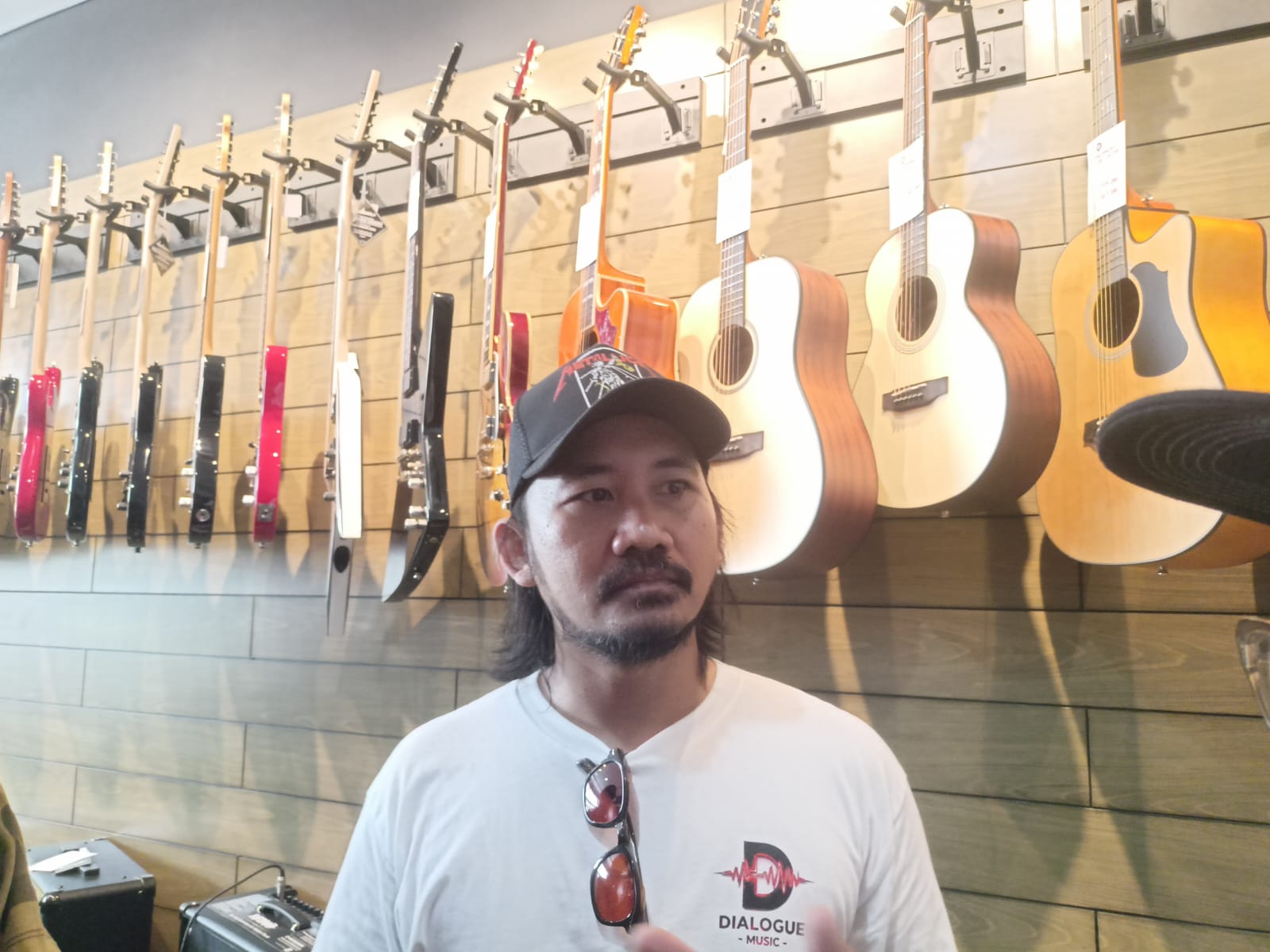 Kepala Dialogue Music, Mouritz Kansil. Foto : Ist
