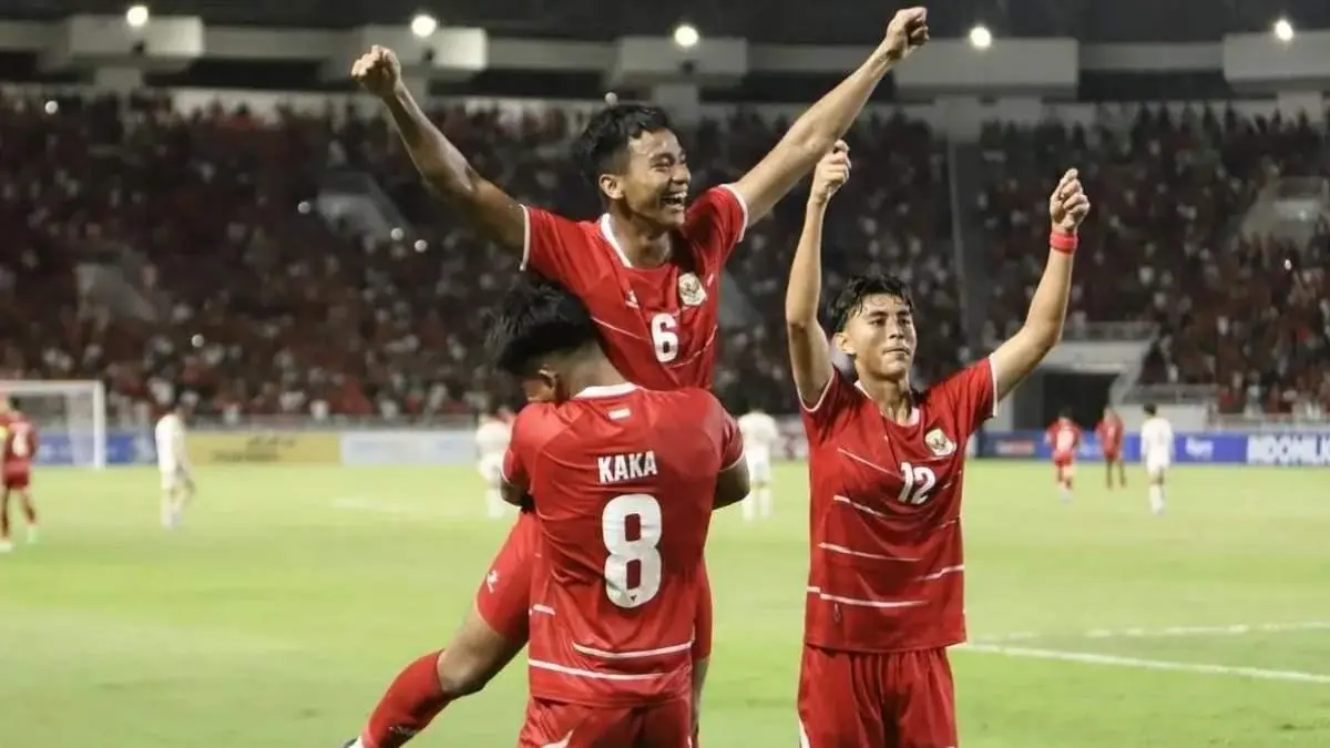Selebrasi skuad U-19 usai menjebol gawang Kamboja1-0. Foto : Ist