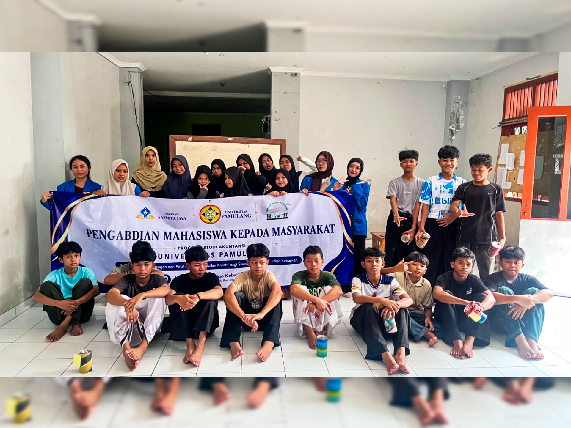 Mahasiswa Akuntansi S1 Unpam menggelar PMKM bertema Edukasi Literasi Keuangan dan Pelatihan Keterampilan Kreatif di Yayasan Irtiqo Kebajikan, Rempoa, Ciputat Timur,  (ist)