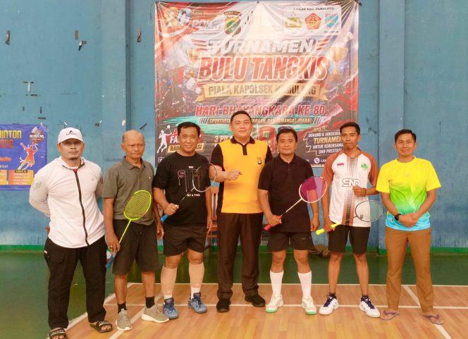 HUT BHAYANGKARA - Dalam rangka memeriahkan Hari Ulang Tahun (HUT) Bhayangkara ke-80 Tahun 2026, Polsek Pamulang menggelar Turnamen Bulutangkis Kapolsek Pamulang Cup.