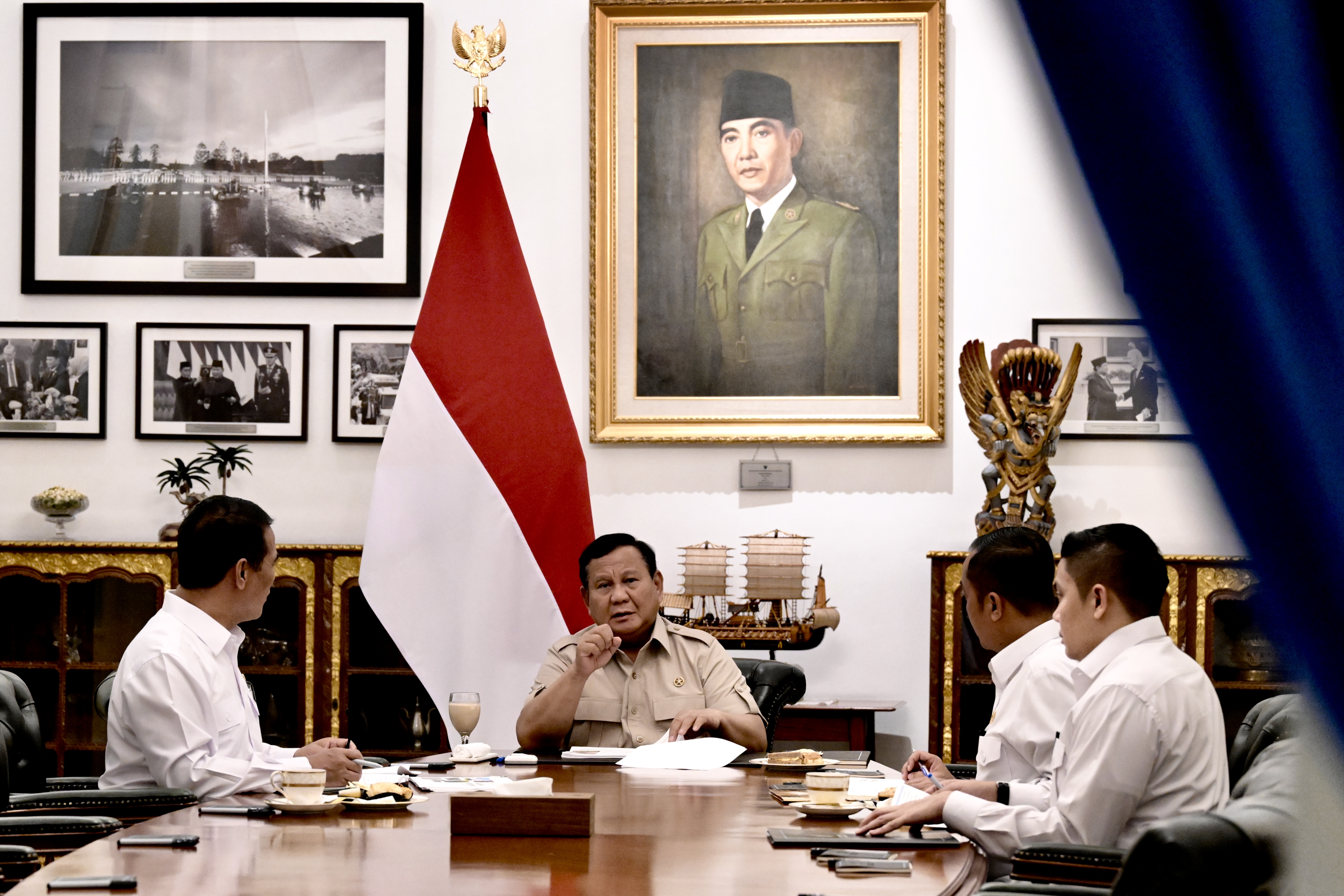 Mentan Andi Amran Sulaiman saat menghadap Presiden Prabowo. Foto : Ist