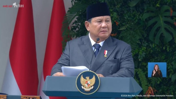 Presiden Prabowo bertindak sebagai Inspektur Upacara pada Peringatan Hari Lahir Pancasila di Gedung Pancasila, Kementerian Luar Negeri, Jakarta, Senin (1/6/2026). Foto : Ist