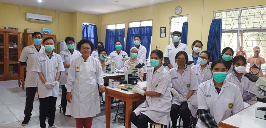 Dokter muda sedang mengikuti pelatihan. Foto : Ist