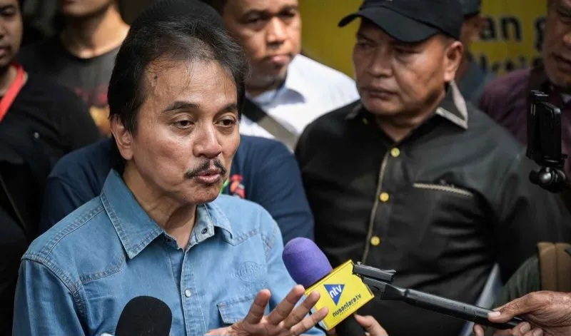 Roy Suryo diamankan Polisi terkait perkara dugaan ijazah Presiden Joko Widodo. Foto : Ist