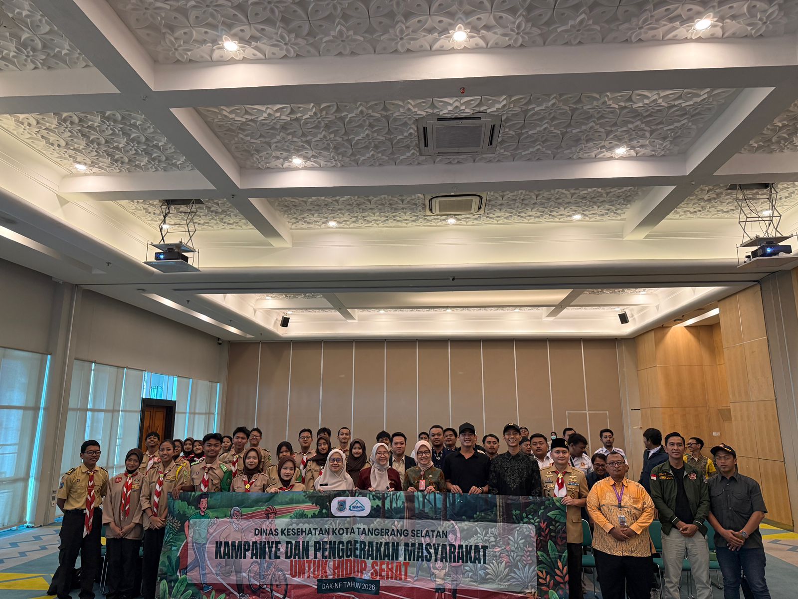 Kampanye dan Penggerakan Masyarakat untuk Hidup Sehat yang diikuti sekitar 120 peserta dari Karang Taruna se-Tangsel dan Saka Bakti Husada Pramuka di Puspemkot Tangsel, Kamis (11/6). (tangselpos.id/rmn)