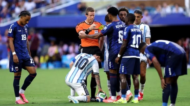 Laga Argentina vs TD Verde dimenangkan Argentina dengan skor 2-1 untuk Argentina. Foto : Ist