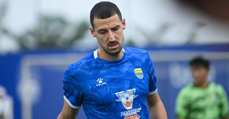Punggawa anyar Persib Balsa Sekulic. Foto : Ist
