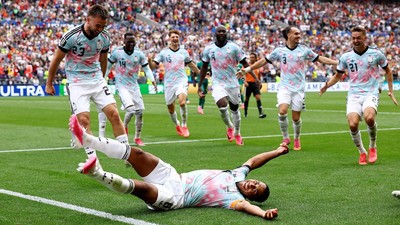 Sekebrasi Timnas Belgia usai mengalahkan tuan rumas AS 4-1. Foto : Ist