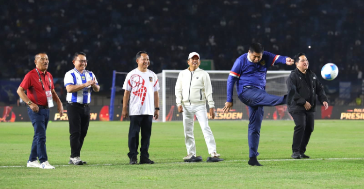 Ketua Steering Committee (SC) Piala Presiden 2026, Maruarar Sirait saat membuka acara. Foto : Ist