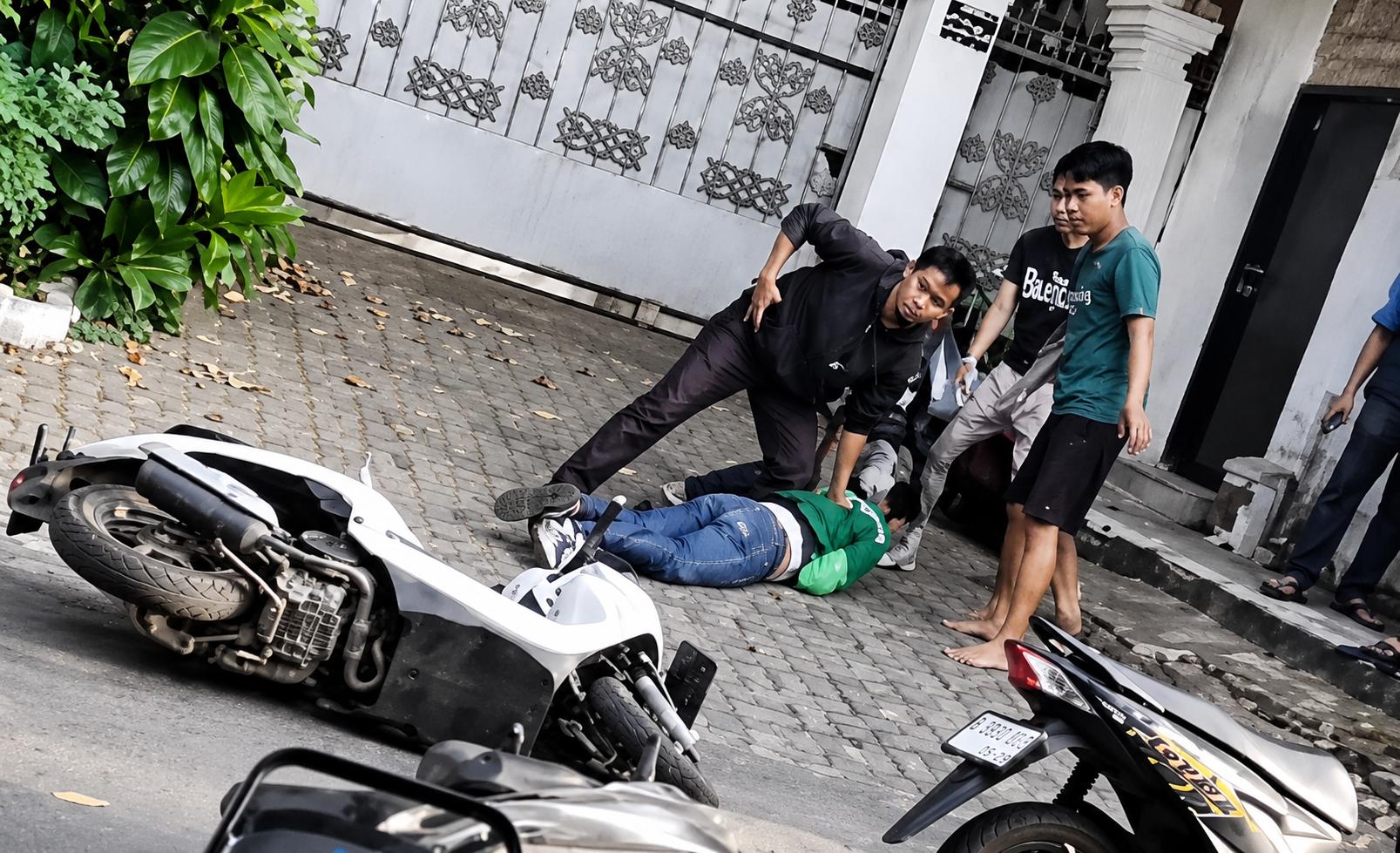 TANGKAP CURANMOR - Polsek Ciputat Timur menangkap pelaku curanmor di Ciputat Timur.