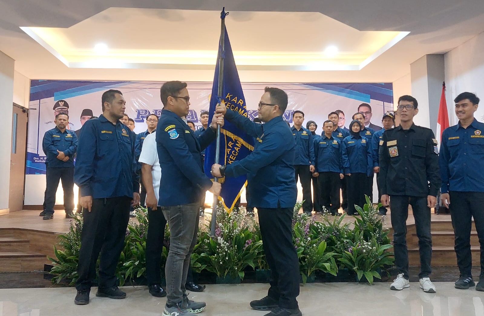 Wakil Wali Kota Tangsel Pilar Saga Ichsan melantik Pengurus Karang Taruna Kecamatan Pamulang masa bakti 2025–2030 di Gedung Youth Center GSG Pamulang, Jumat (10/7). Foto : Ist