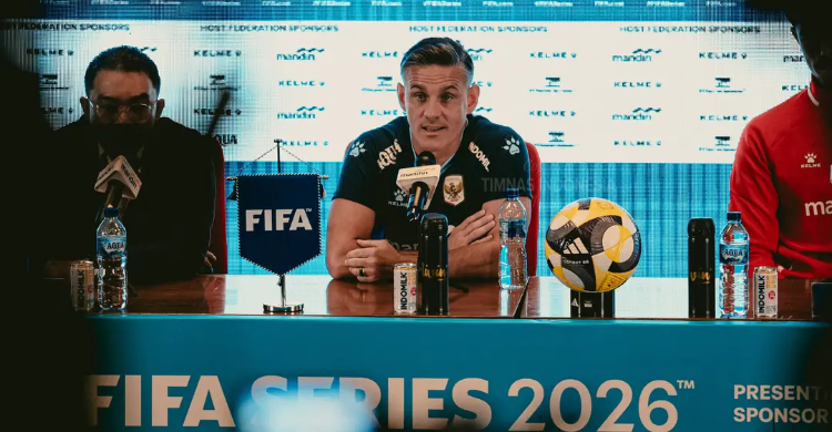 Pelatih Timnas John Herdman. Foto : Ist