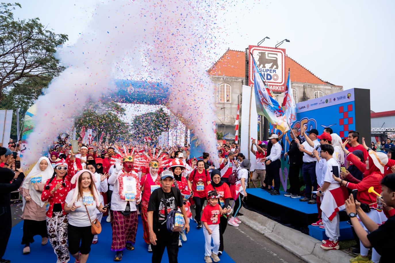 PEKAN QRIS. Kepala Bank Indonesia Perwakilan Banten Sofwan Kurnia dalam acara Semarak Pekan QRIS Nasional Banten 2026 x Fun Walk Tangsel, pada Minggu (16/8) lalu.