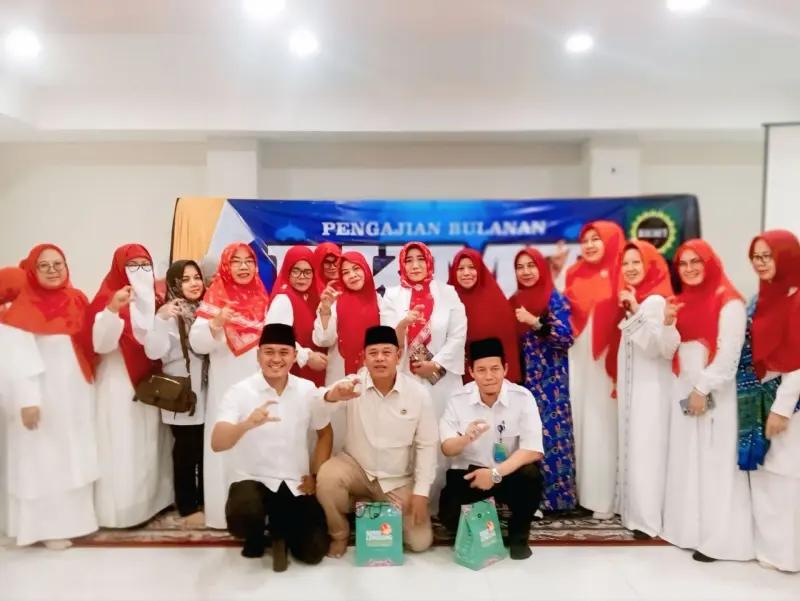PENGAJIAN - BKMT Kota Tangsel kembali menggelar pengajian bulanan yang rutin dilaksanakan setiap Rabu pada pekan kedua