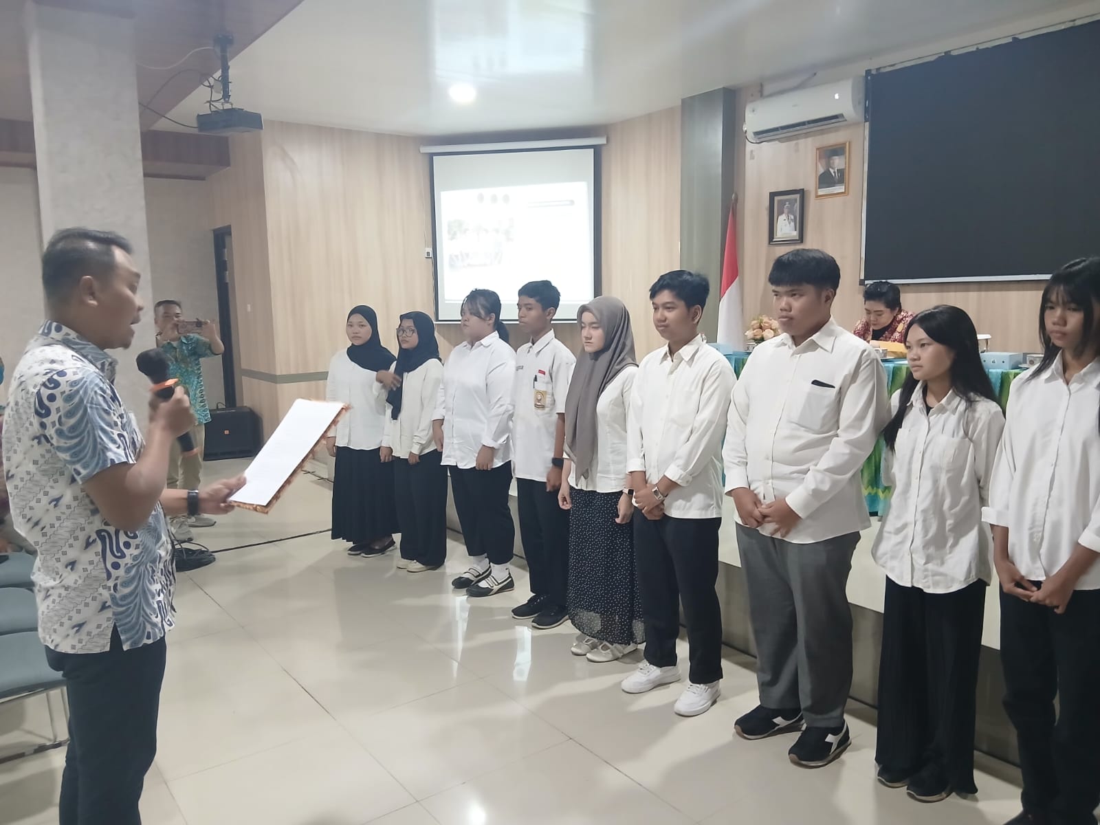 Pengukuhan kepengurusan Forum Anak Kecamatan Ciputat Timur. (Ist)