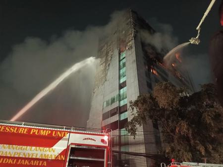 Kebakaran gedung Bapenda DKI. Foto : Ist