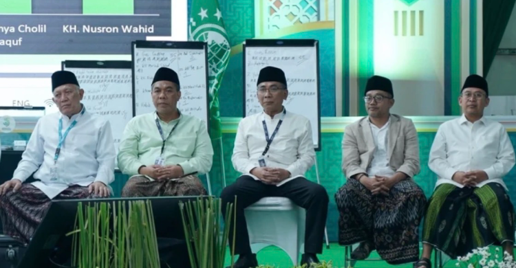 Lima bakal calon ketua umum PBNU masa khidmah 2026-2031 (dari kiri): KH Abdul Hakim Mahfudz, KH Zulfa Mustofa, KH Abdussalam Sochib, KH Yahya Kholil Staquf, dan KH Abdul Ghaffar Rozin. Foto: Ist