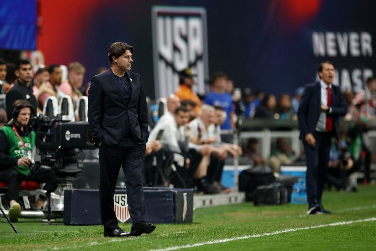 Mauricio Pochettino (kiri) tetap melatih Timnas AS hingga Piala Dunia 2030. Foto : Ist