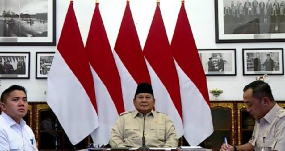 Presiden Prabowo pada peresmian 3.395 jembatan yang dibangun TNI dan Polri di berbagai wilayah Indonesia, sekaligus 3.000 sumber air bersih TNI Angkatan Darat secara Virtual. Foto : Ist