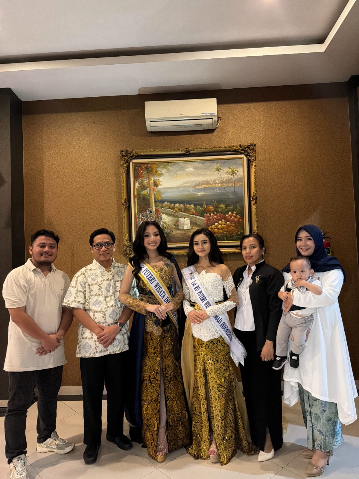 Puteri Reza Fauzi atau yang akrab disapa Nesia berhasil meraih gelar Grand Winner Puteri Wisata Indonesia 2026. (Ist)