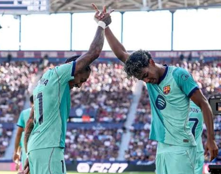 Selebrasi Yamal usai menjebol gawang Blaugrana. Foto : Ist