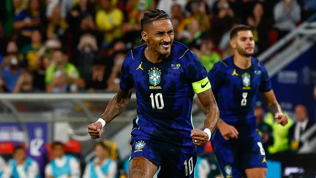 Selebrasi skuad Brasil usai menang 4-2 dari Australia. Foto : Ist