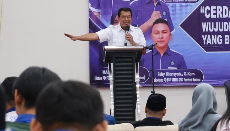 Bupati Tangerang Bupati Tangerang Moch. Maesyal Rasyid dalam pertemuan dengan Federasi Serikat Pekerja Rokok Tembakau Makanan Minuman (FSP-RTMM) SPSI Provinsi Banten. Foto : Humas Kab. Tangerang
