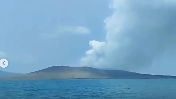 Gunung Anak Krakatau. Foto ; Ist