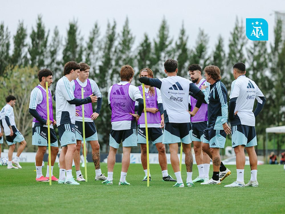 Sesi latihan skuad Argentina. Foto : Ist