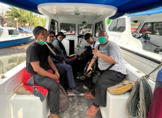 Rombongan wartawan peliput aktivitas erupsi Gunung Anak Krakatau. Foto : Ist